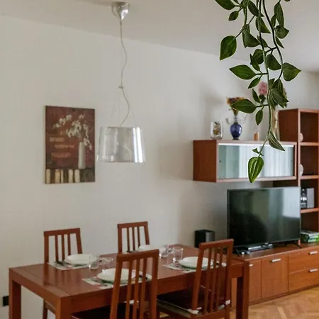 Mac Mahon - Two Bedrooms * Μιλάνο