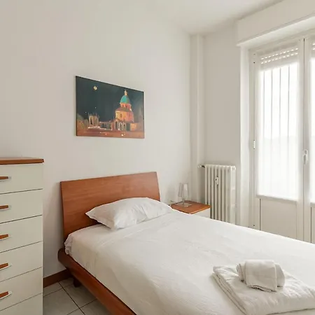 Mac Mahon - Two Bedrooms * Μιλάνο