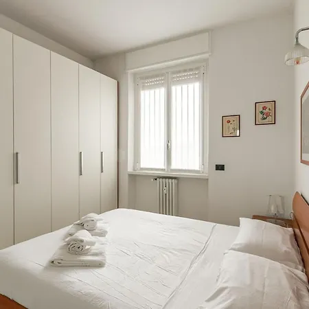 Mac Mahon - Two Bedrooms Lägenhet