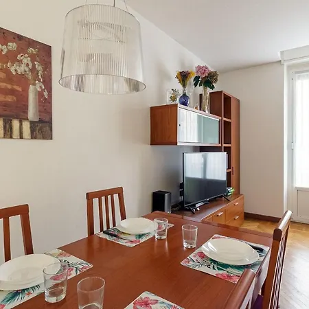 Mac Mahon - Two Bedrooms شقة